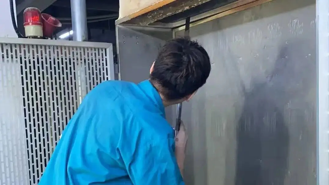 പെട്ടെന്നുള്ള സംഭവങ്ങൾക്കായി ചാങ്ഷു പോളിസ്റ്റർ എമർജൻസി ഡ്രില്ലുകൾ നടത്തുന്നു